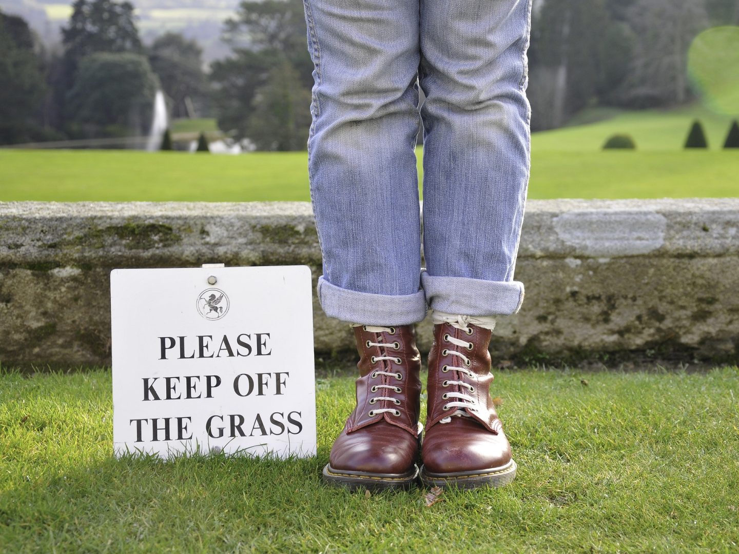 Please keep off the grass